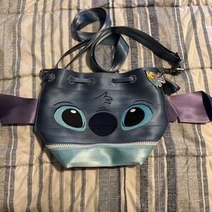 Disney Stitch Harvey’s Seatbelt Medium Park hopper